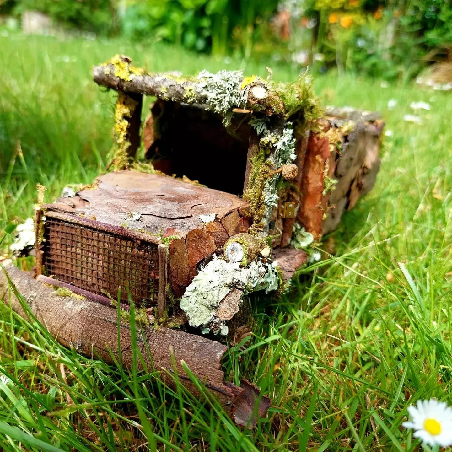 Fairy Gardeners' Truck